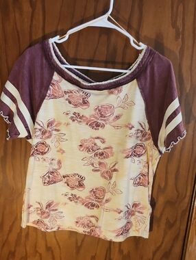 Free People Cream Tee with Mauve Floral Raglan Sleeves